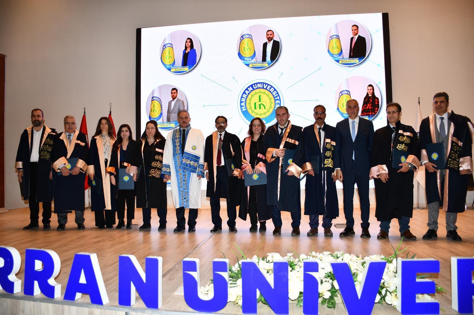 Üniversitemizde Akademik Başarı ve Ödül Töreni Düzenlendi.